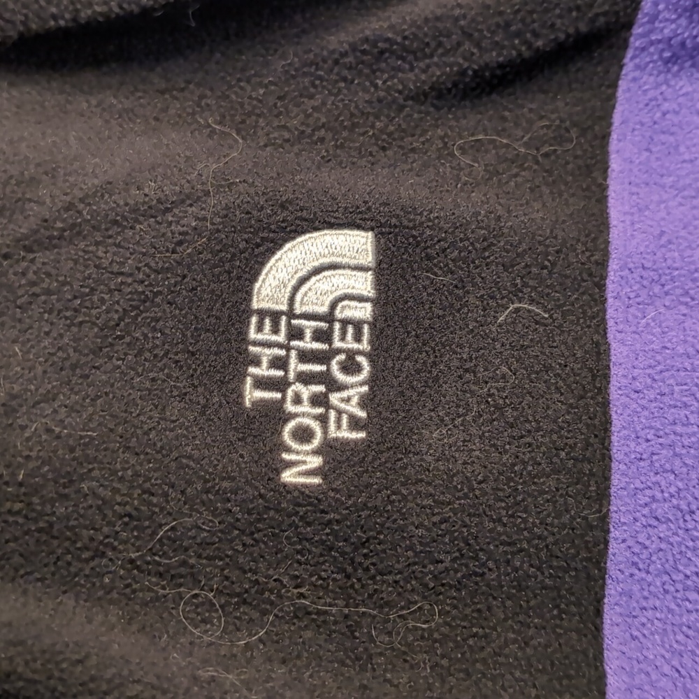 The North Face Purple and Black Fleece Pullover - Picture 2 of 3